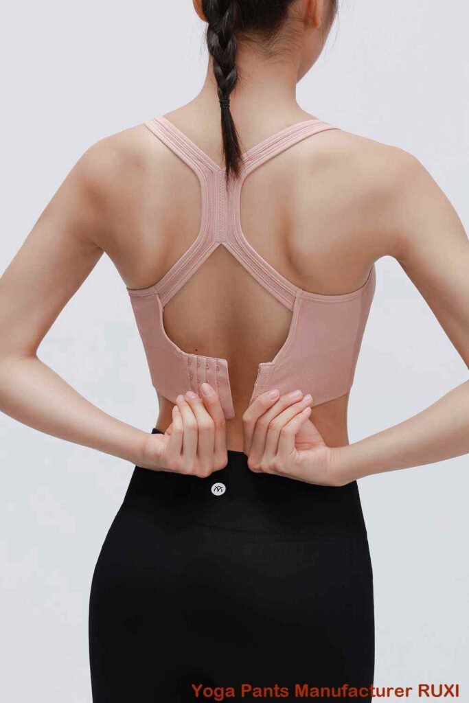 kaptula nyeusi za yoga za wanawake
